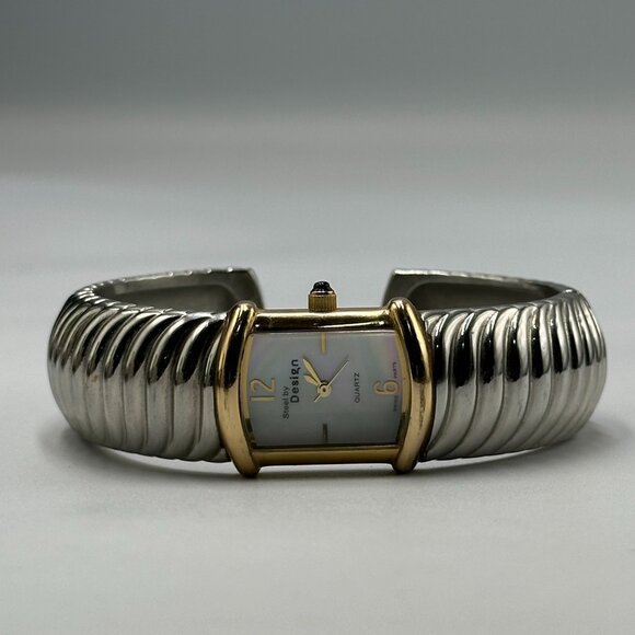 Steel by Designs Watch Women Silver Tone Chunky Ribbed Cuff Band New Battery - Picture 1 of 10